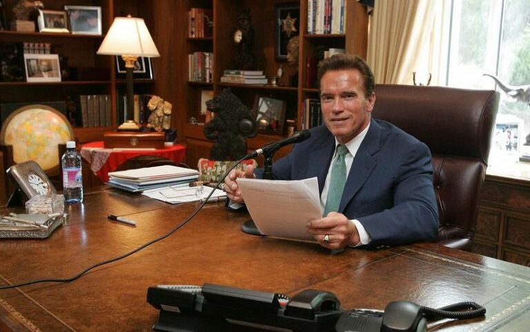Idosa vai receber R$ 15 mil de investigado por golpe do Arnold Schwarzenegger