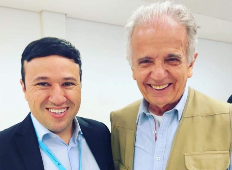 Jornalista araçatubense recebe Medalha da Vitória pela contribuição à comunicação das forças armadas