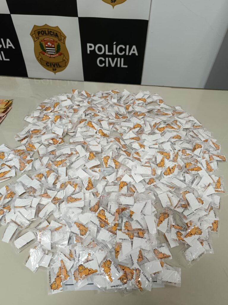 Polícia prende duas mulheres por tráfico de drogas em escolas de Campinas