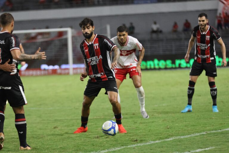 Botafogo perde de goleada e entra na zona de rebaixamento
