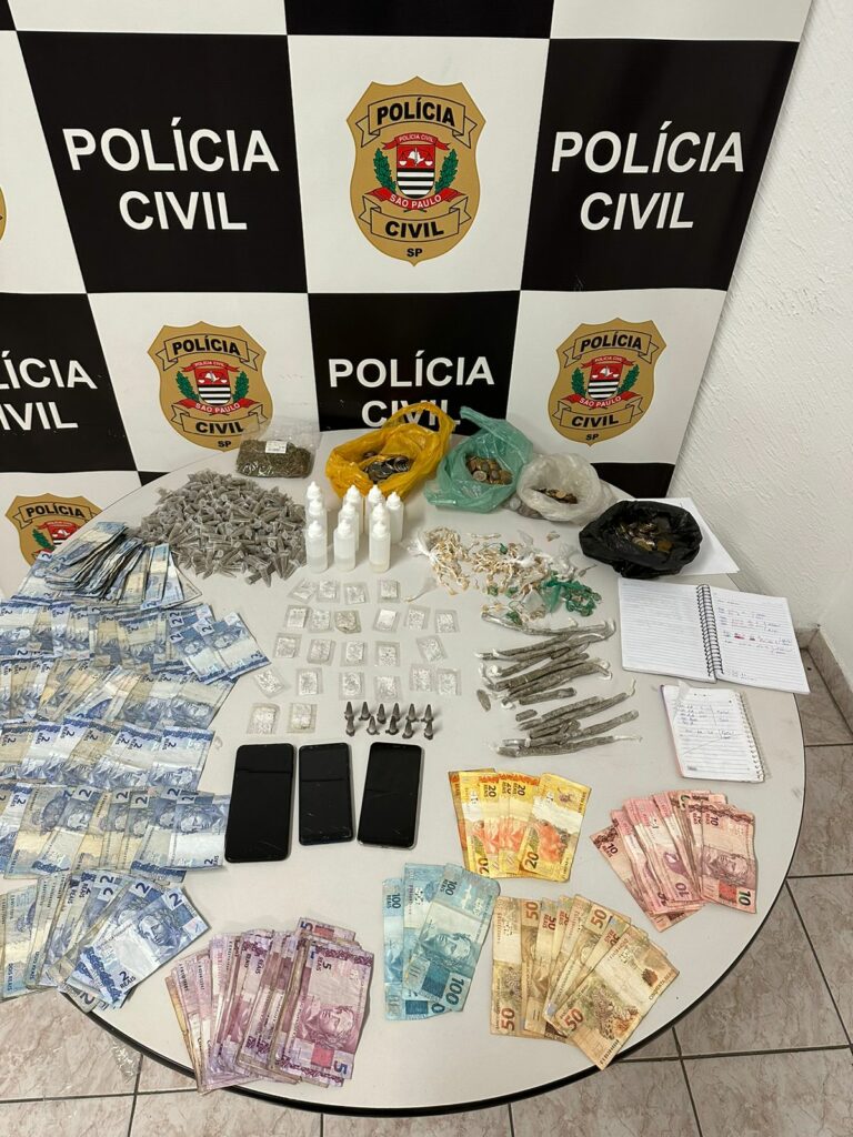 Envolvidos no tráfico de drogas em bairro de São Vicente são detidos