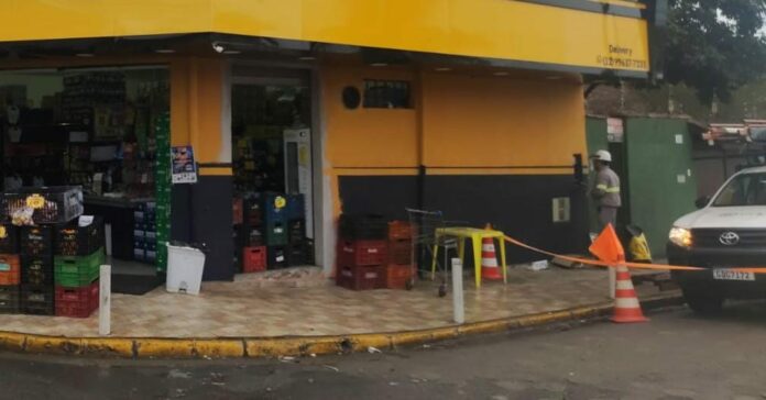 Operação flagra furto de energia elétrica em supermercado de Caraguá