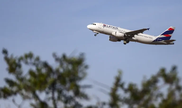 rota cargueira sjc-eua