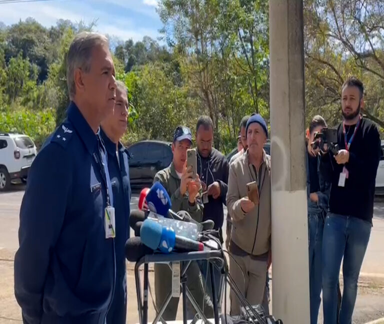 Em coletiva, chefe do Cenipa afirma que foi possível obter 100% das informações de voz e dados das caixas-pretas