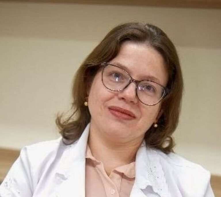 Conscientização sobre Esclerose Múltipla destaca importância do diagnóstico precoce e tratamento adequado