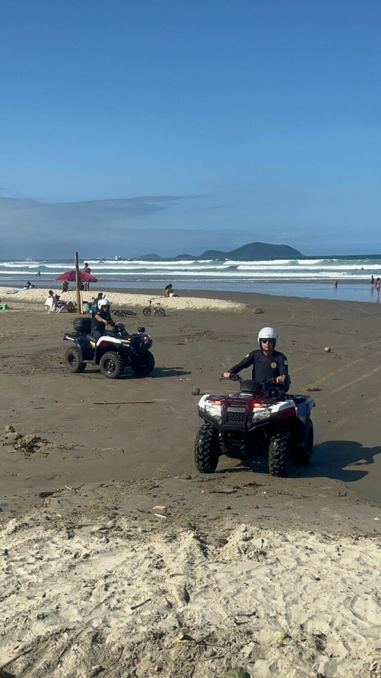 GCM salva recém-nascido e reencontra criança perdida durante plantão em praia de Bertioga