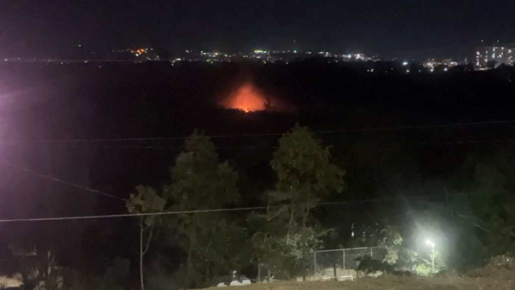 Incêndio atinge área de mata no Banhado em São José