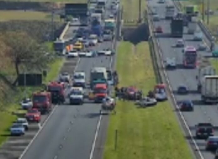 Mulher morre em acidente de trânsito e criança é socorrida pelo Águia em estado grave