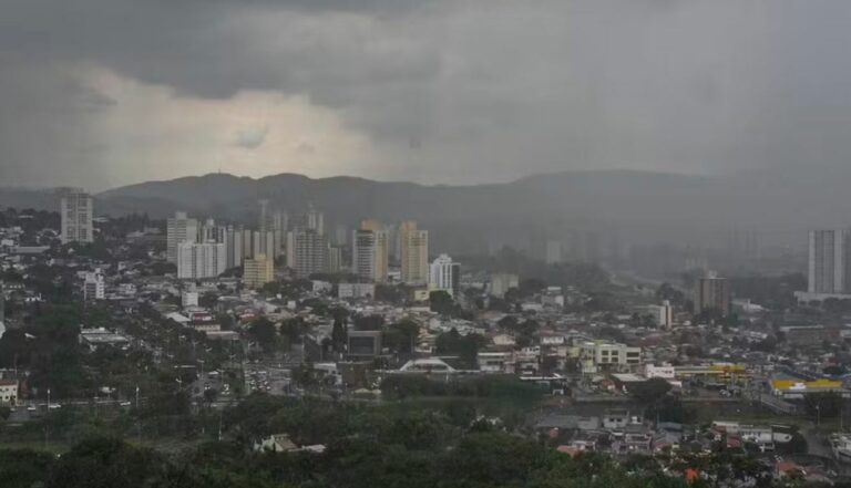 Onda de frio atinge interior de São Paulo e derruba temperaturas a partir deste sábado