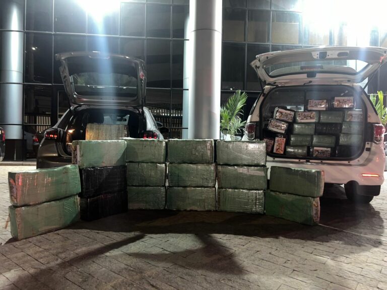 A droga estava escondida em um terreno, no bairro Jardim Nova Terra, em Sumaré e teria vindo do Paraguai: duas pessoas foram presas