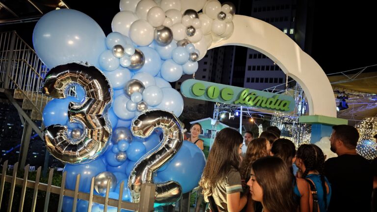 Autoridades se reúnem para celebrar 32 anos da COClândia, minicidade da Escola SEB Portugal Bilíngue