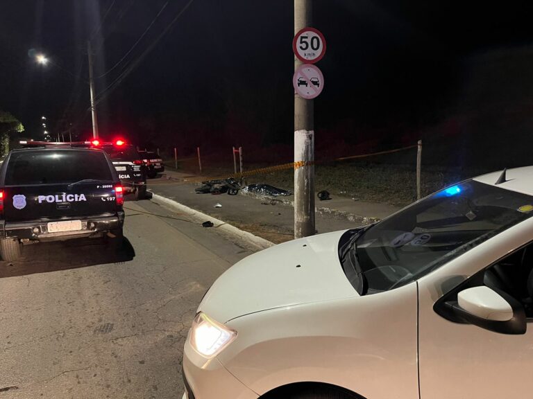 jovem morre após bater em poste durante fuga policial em caçapava