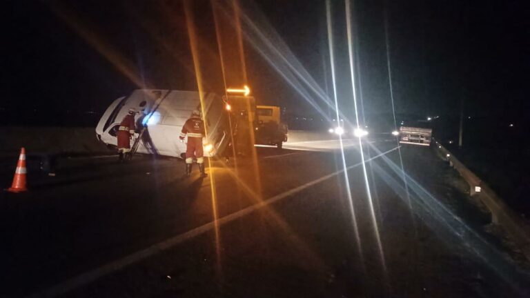 mulher morre atropelada na via dutra em taubaté