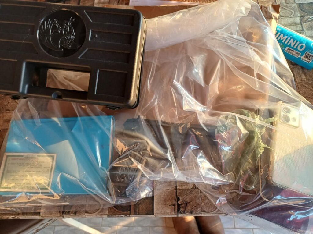 Operação da Polícia prende três pessoas por tráfico de drogas no interior de SP