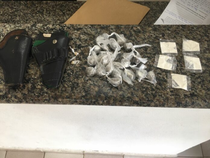 Operação da Polícia prende três pessoas por tráfico de drogas no interior de SP