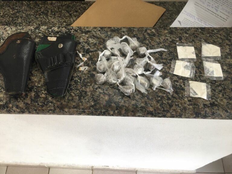 Operação da Polícia prende três pessoas por tráfico de drogas no interior de SP