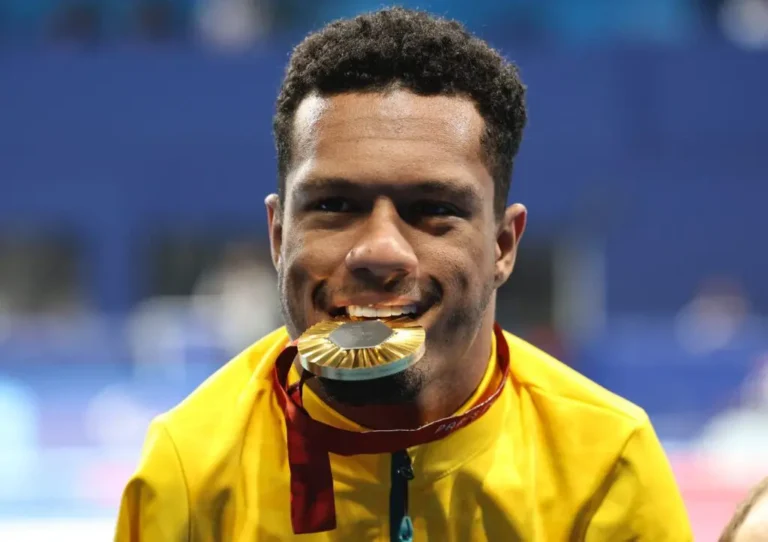 Gabrielzinho transforma prata no 1º ouro do Brasil nas Paralimpíadas de Paris-2024