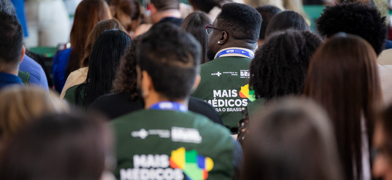 ‘Mais Médicos’: Baixada Santista e Vale do Ribeira recebem 49 novos profissionais da saúde