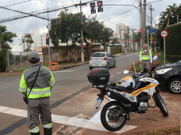 Emdec realiza operação de trânsito e transporte para solenidade do 8º Batalhão da PM