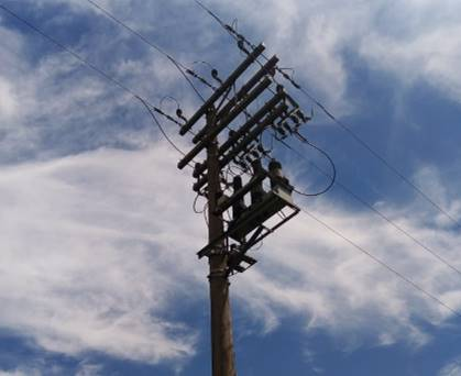 Furto de cabos de energia interrompe fornecimento para 20 mil residências em Guarujá