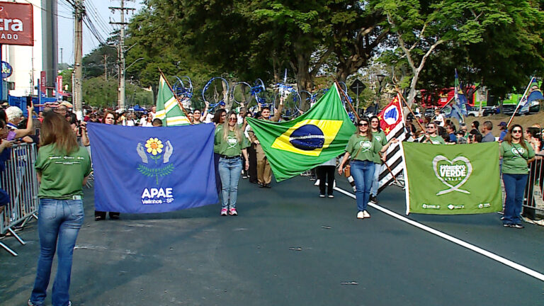 Feriado de 7 de Setembro é marcado por desfiles na região