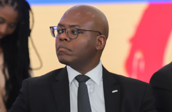 Nova ministra reabre investigação de assédio moral arquivada na gestão Silvio Almeida