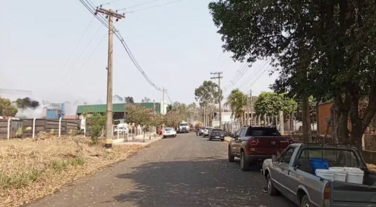 Incêndio atinge empresa de produtos químicos em Votuporanga e mobiliza bombeiros