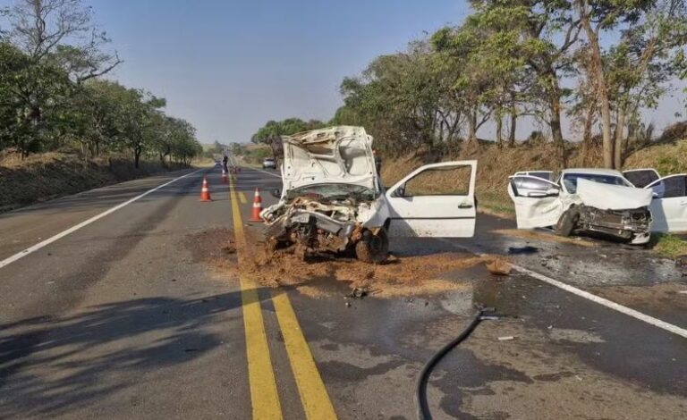 Quatro pessoas ficam feridas em acidente causado por motorista embriagado em Penápolis