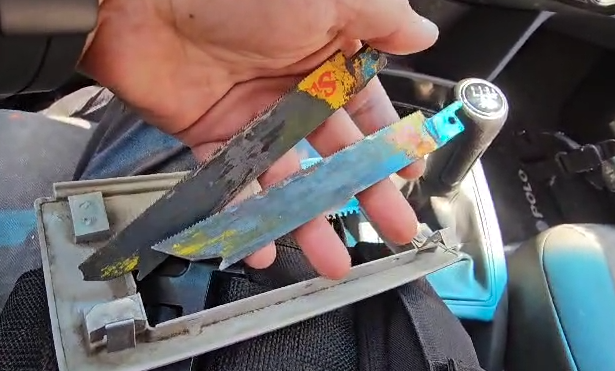 Dupla suspeita de integrar quadrilha que furta catalisadores de veículos é presa em Americana