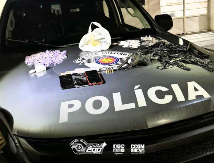 Três são presos com drogas e dois revólveres em Guaratinguetá