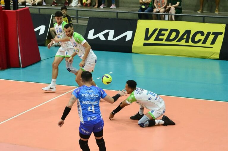 Vôlei São José perde o quarto jogo seguido no Campeonato Paulista
