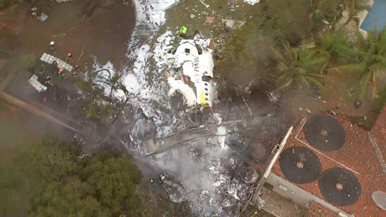 Áudio do copiloto de avião da Voepass revela falha no sistema antigelo 2 minutos antes da queda: “bastante gelo”