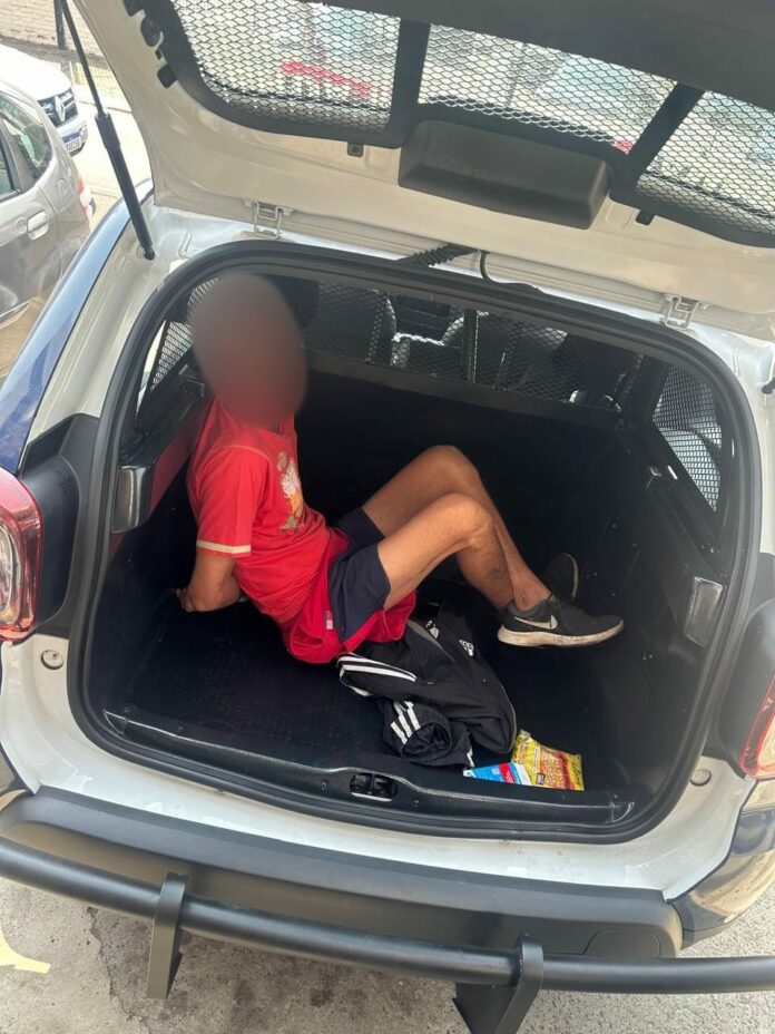 Homem coloca fogo em lixeira e é detido pela Guarda Municipal