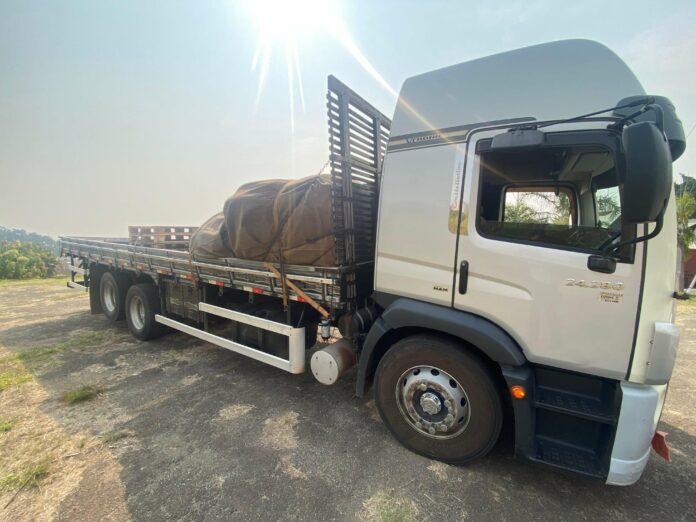 Homem furta caminhão, é perseguido por 25 quilômetros e preso em Campinas