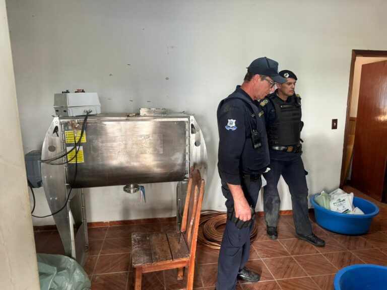 Operação encontra "fábrica" de cocaína em área rural de Itapira