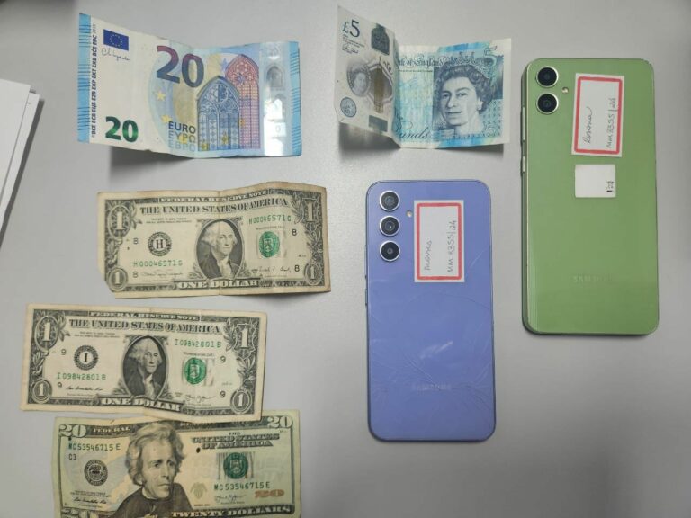 Polícia prende “Tia do Tráfico” com drogas e várias cédulas diferentes em Campinas