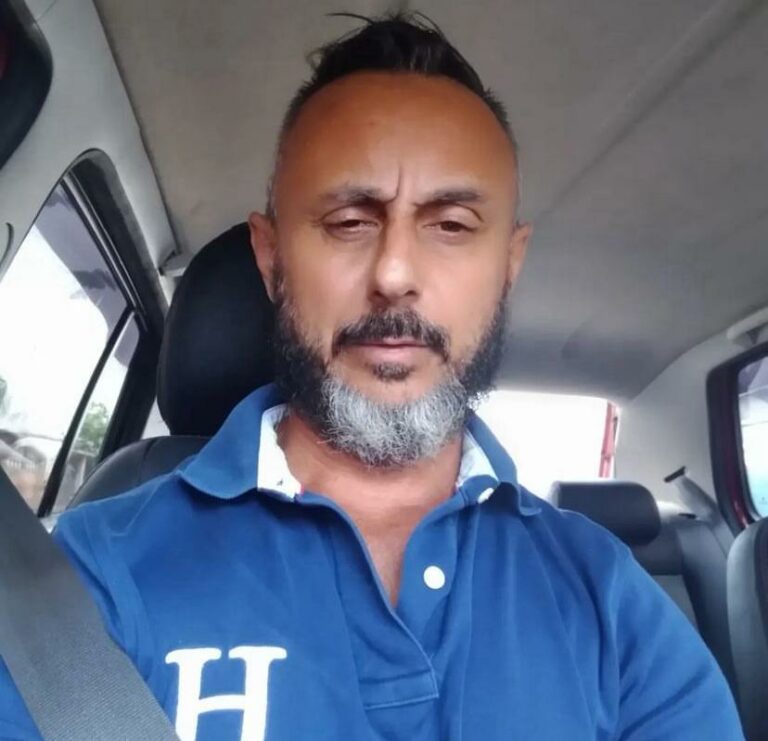 Ex-vereador de São Vicente é executado à tiros em padaria; Veja o vídeo