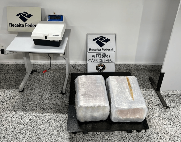 Receita Federal apreende malas com 65 quilos de maconha em Viracopos