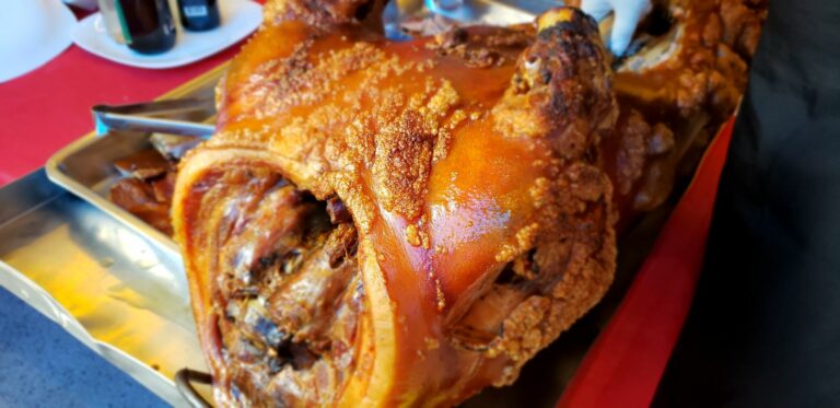 Paróquia S. Gaspar Bertoni promove Porco no Rolete na Praia Grande; Confira!