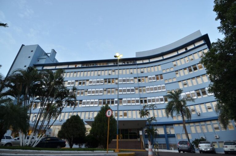 Mulher de 80 anos morre de Covid-19 na Santa Casa de Araçatuba