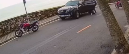 Empresário é vítima de sequestro relâmpago em Guarujá e ação criminosa resulta em tiroteio; VÍDEO