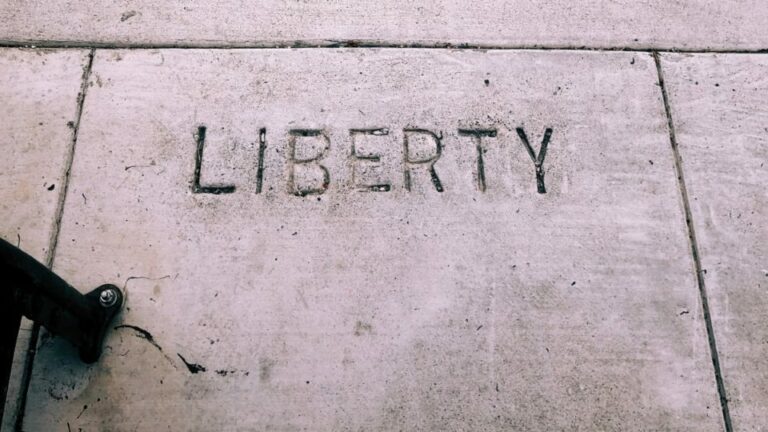 O Poder e a liberdade no futuro