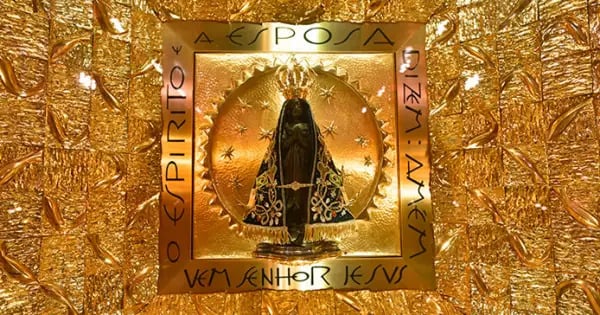 Mãe que fez promessa à Nossa Senhora para engravidar conta sua história