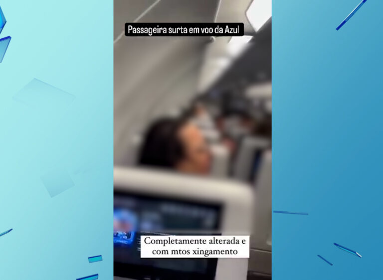 Passageira xinga comissários e é imobilizada em voo para Campinas; veja vídeos