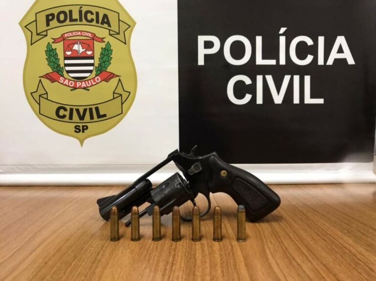 Polícia apreende revólver durante busca em casa no residencial Águas Claras em Araçatuba