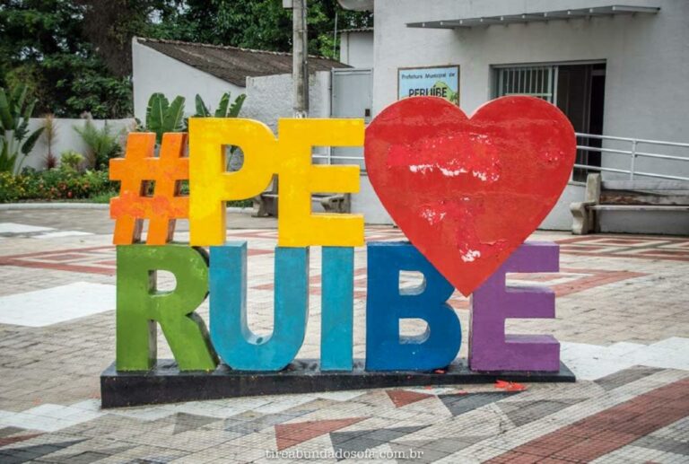 PERUÍBE: Candidatos à prefeitura vão às urnas