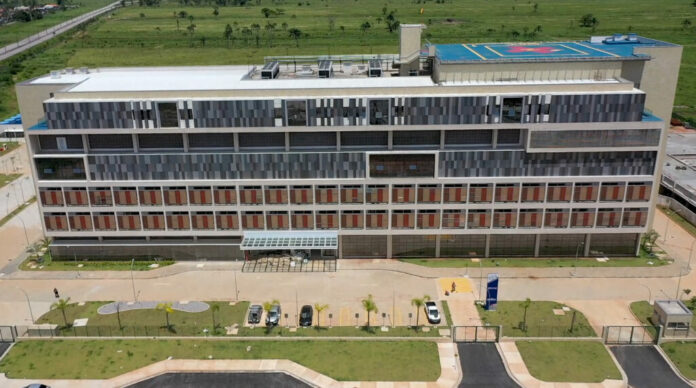 Hospital Regional do Litoral Norte abre seleção para vagas com salários de até R$ 11,4 Mil