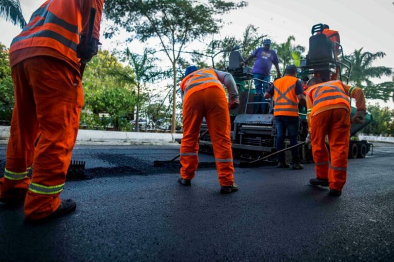 Prefeitura de Araçatuba inicia obras de recapeamento asfáltico em 51 trechos da cidade