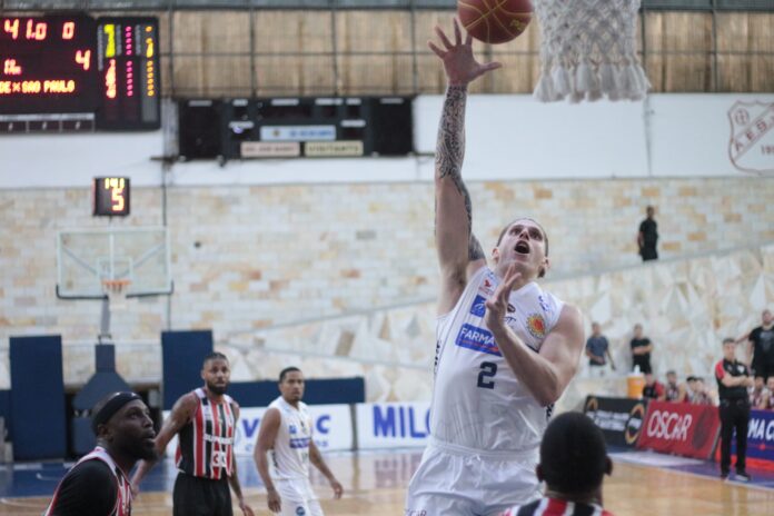 São José enfrenta o São Paulo nesta terça em busca de vaga na final do Paulista