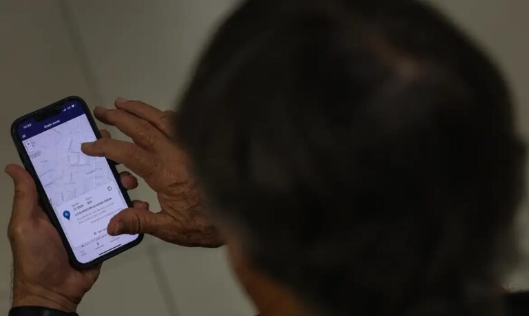 Saiba como consultar local de votação na internet e o que levar obrigatoriamente na seção